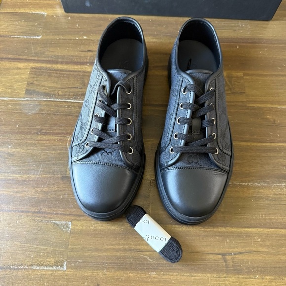 Gucci GG Canvas Low ‘Gray Black’ Shoes - Picture 5 of 16
